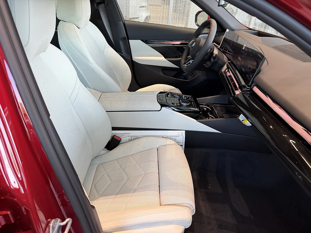 New 2027 Vegas Red Metallic BMW 530i xDrive image 14