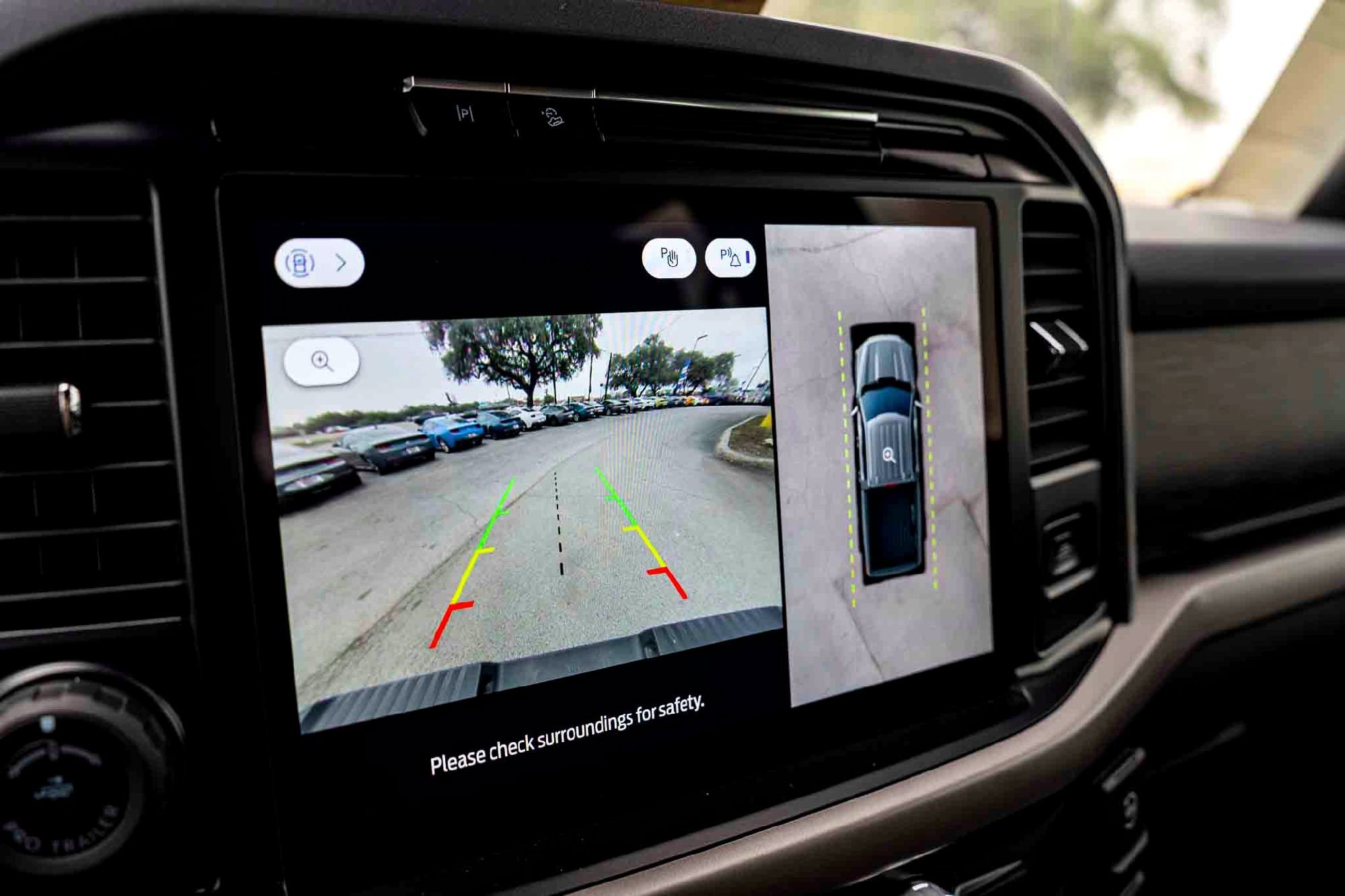 New 2025 Agate Black Metallic Ford XLT image 15