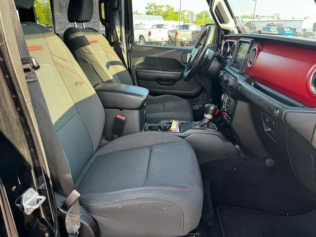 Used 2022 Black Jeep Unlimited Rubicon image 14