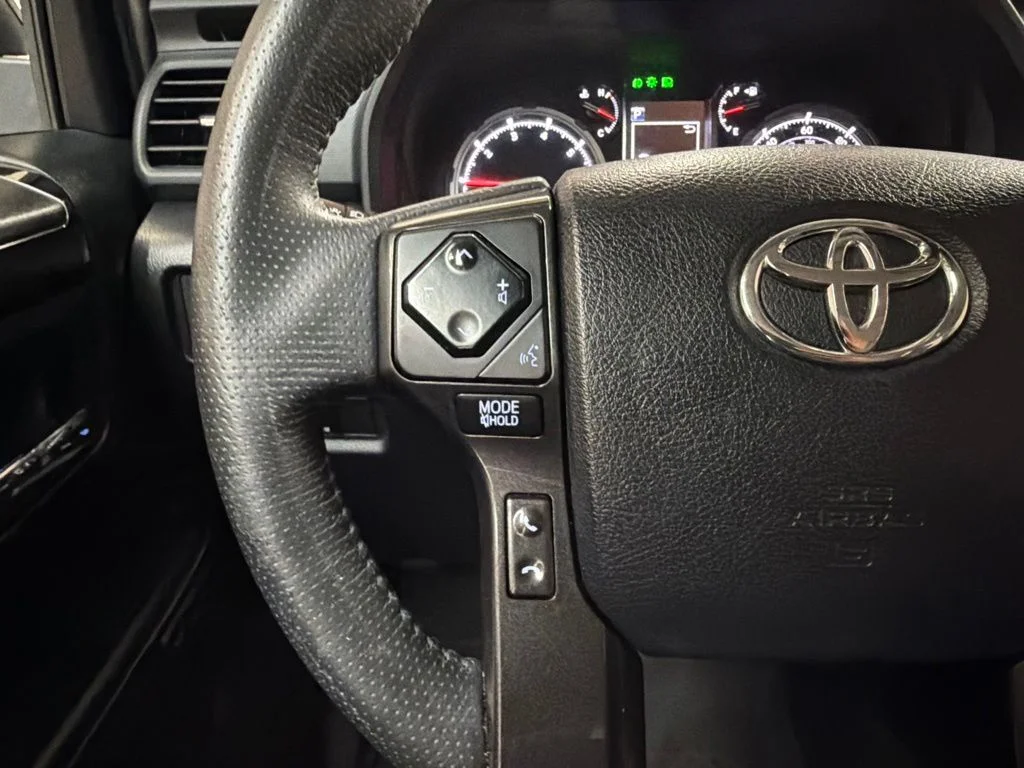 Used 2021 Blizzard Pearl Toyota Nightshade image 17