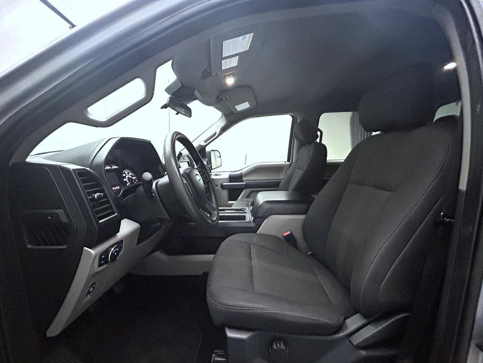 Used 2020 Silver Ford XL image 10