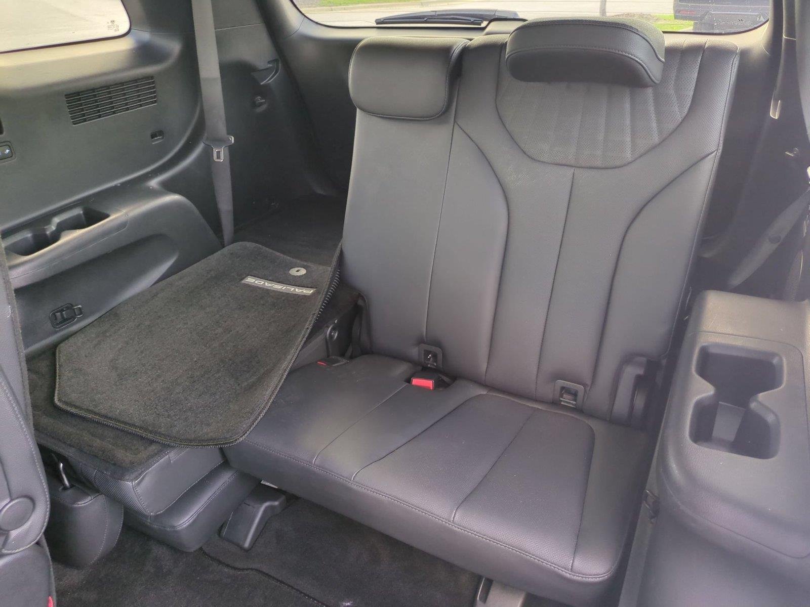 Used 2024 Hyper White Hyundai Limited image 35