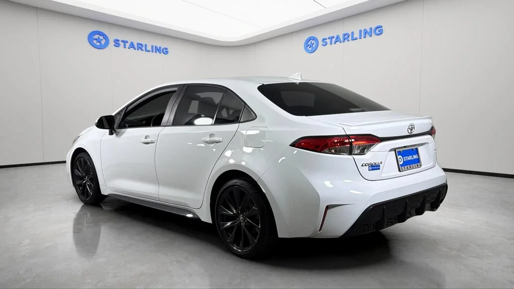 Used 2023 White Toyota SE image 5