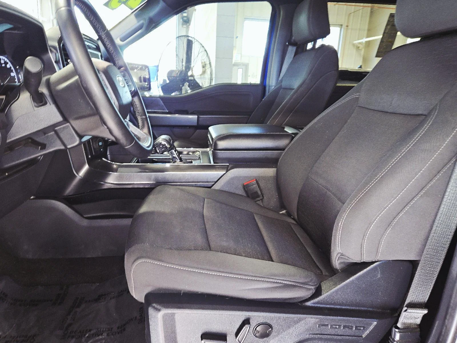 Used 2023 Atlas Blue Ford XLT image 31