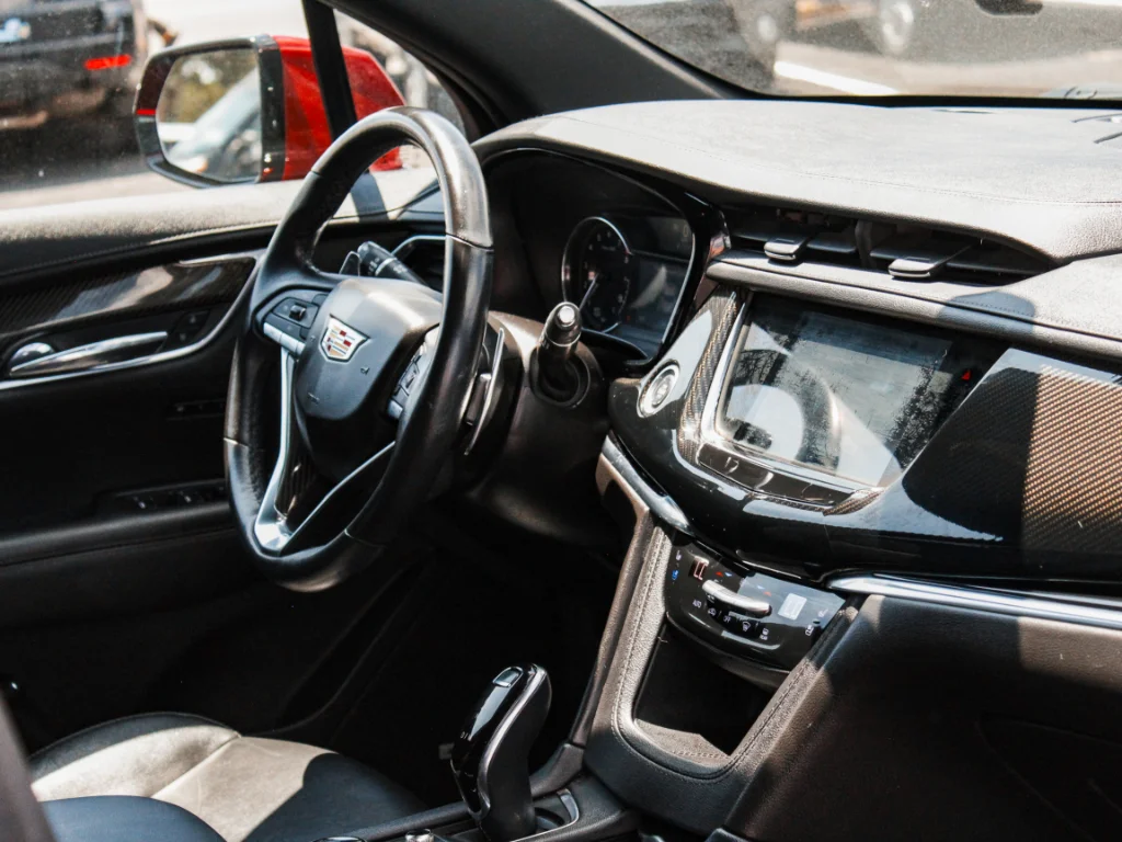 Used 2021  Cadillac Sport image 30