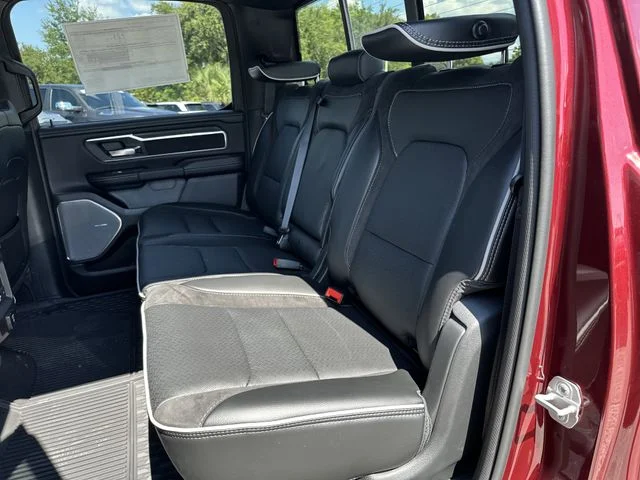 2026 RAM 1500 Laramie - Photo 17