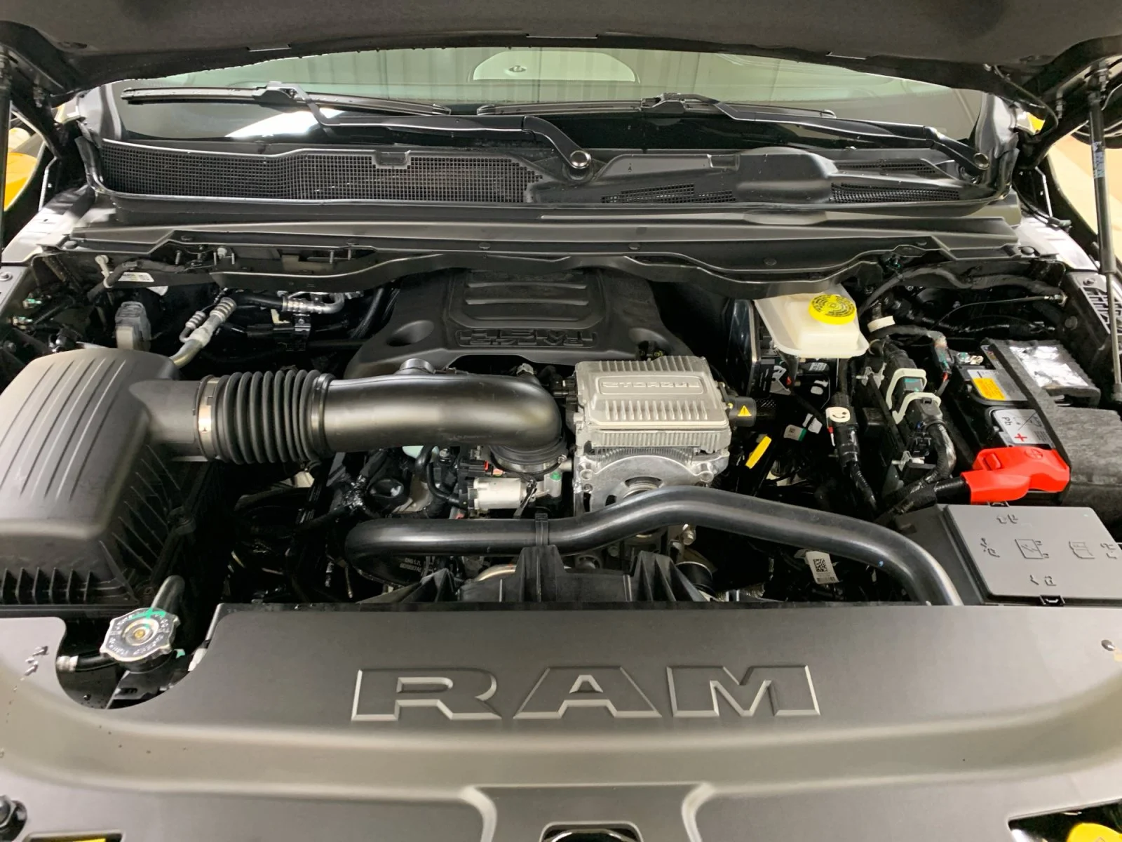 New 2026 Granite Crystal Metallic Ram Sport image 20