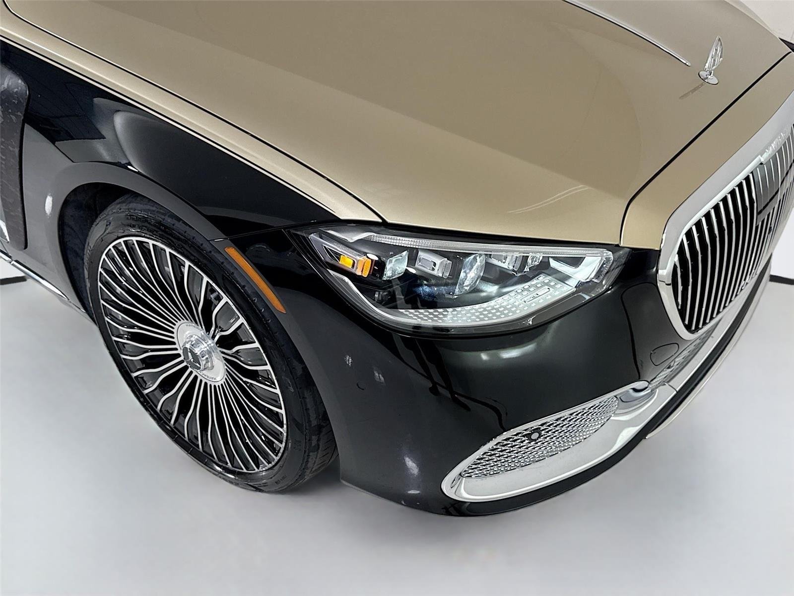 Used 2025 Kalahari Gold/Obsidian Black Mercedes-Benz Maybach S 680 | Mansory Trim | Factory Two Tone | $282k MSRP image 45