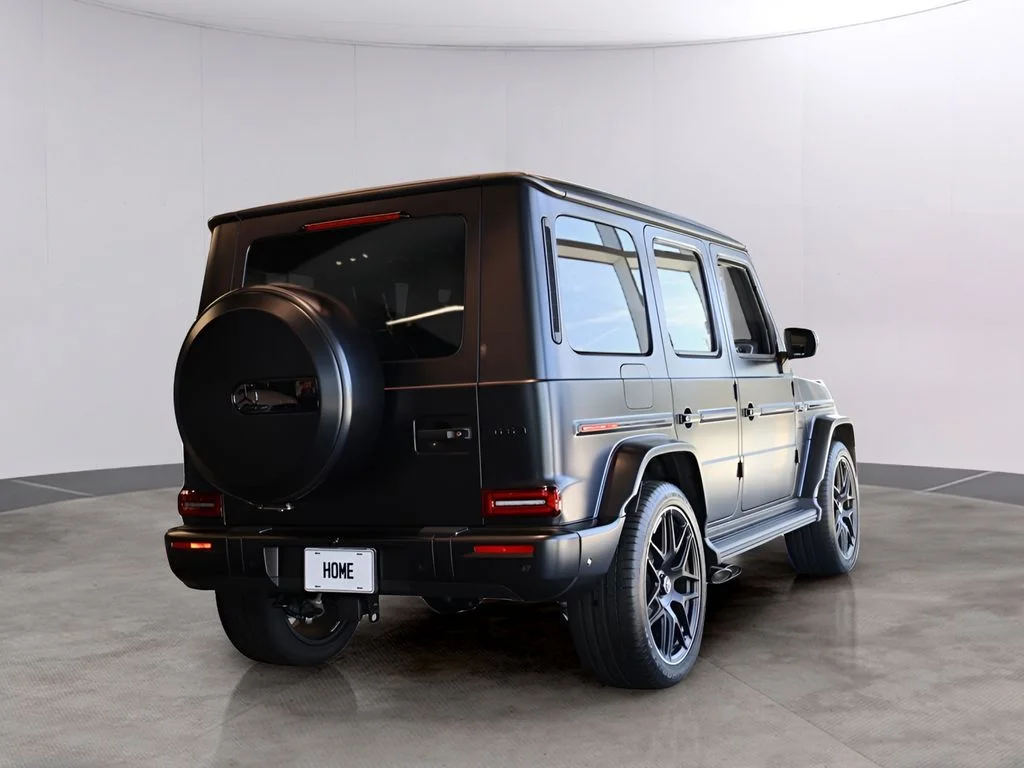 New 2026 MANUFAKTUR Night Black Magno Mercedes-Benz AMG® G 63 SUV image 7
