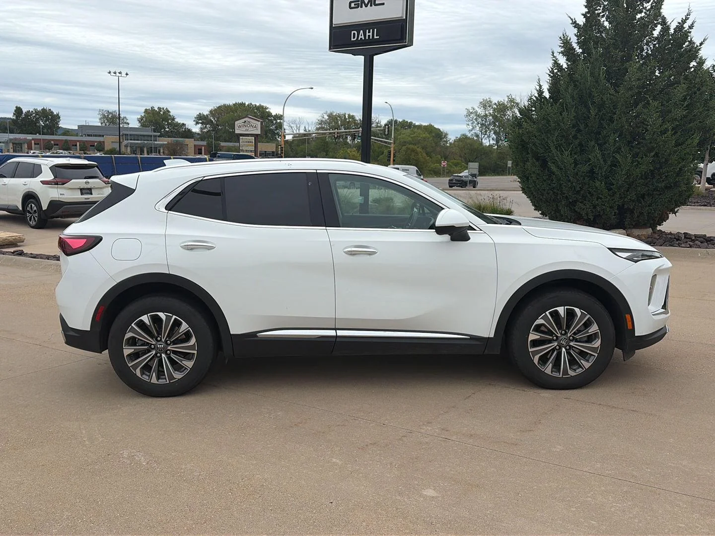 Used 2024 Buick Envision Preferred with VIN LRBFZME48RD072085 for sale in Winona, Minnesota