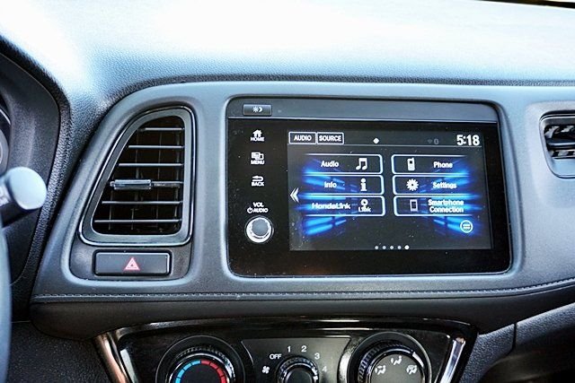 Used 2021  Honda Sport image 23