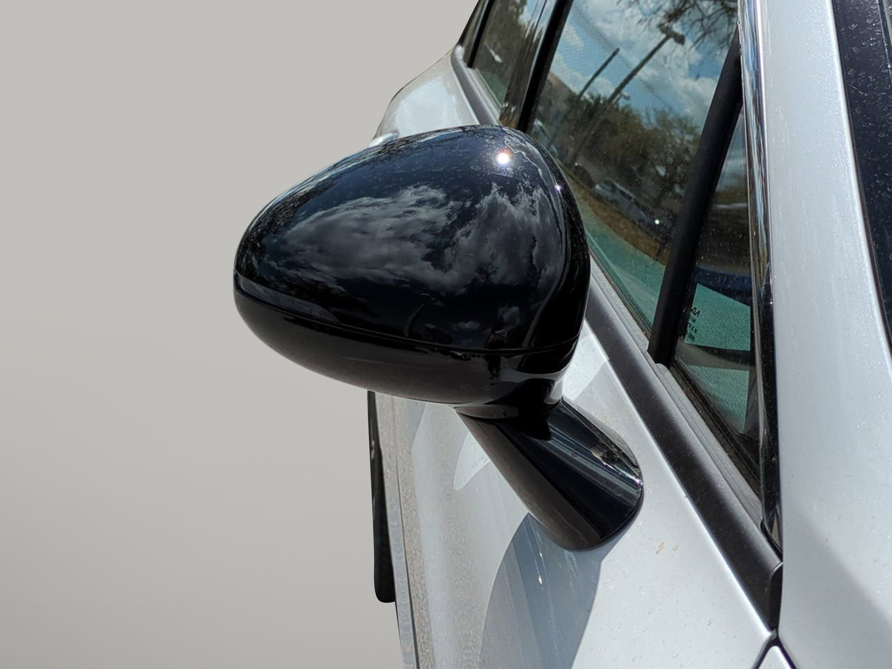 New 2026 Snow White Pearl Kia GT-Line image 14