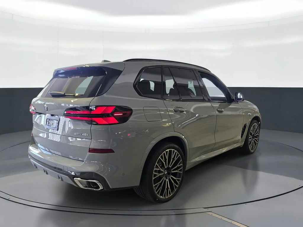 New 2026 Gray BMW sDrive40i image 3
