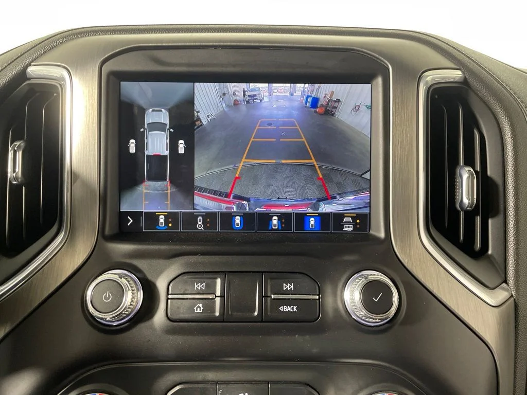 Used 2022 Blue GMC Denali image 17