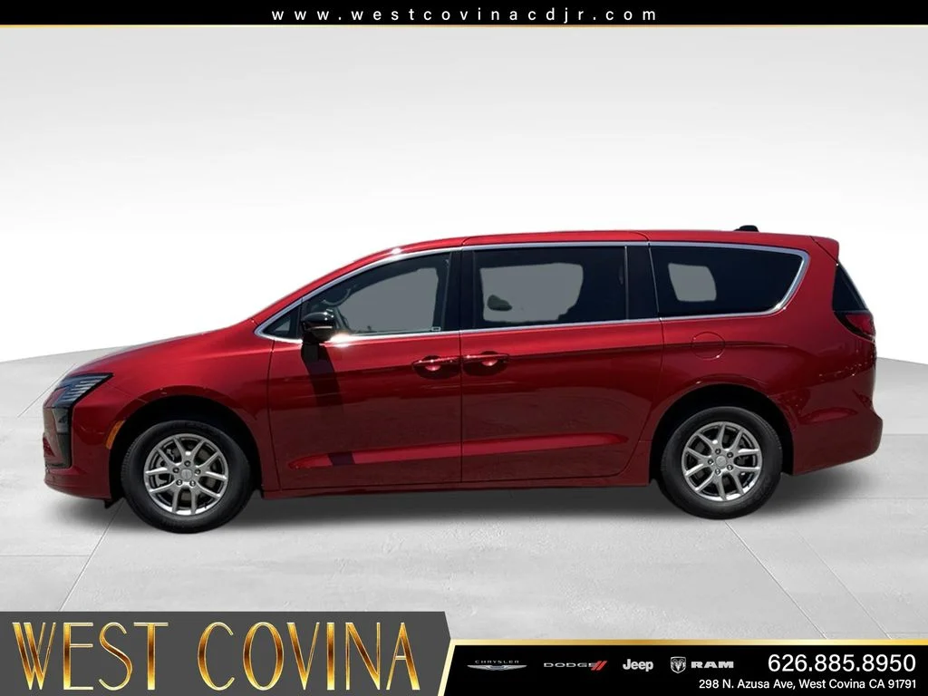 New 2027 Red Hot Pearl-Coat Exterior Paint Chrysler Select image 12
