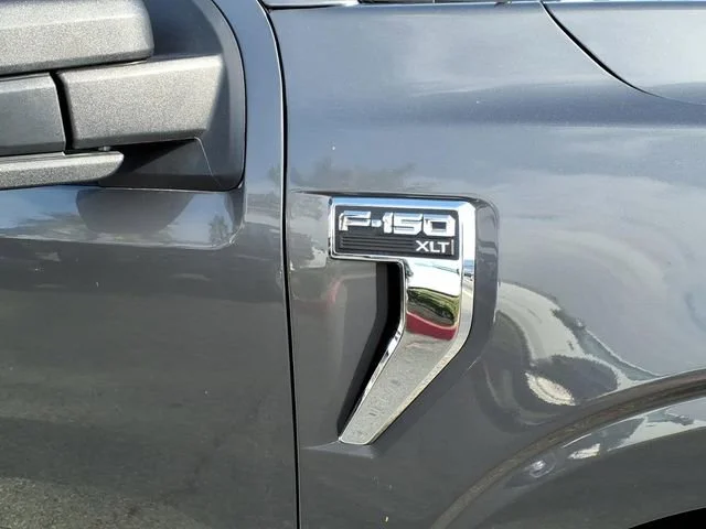 Used 2025 Carbonized Gray Ford XLT image 5