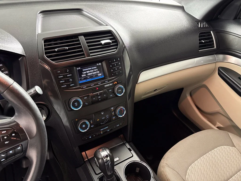 Used 2018 White Ford Base image 30
