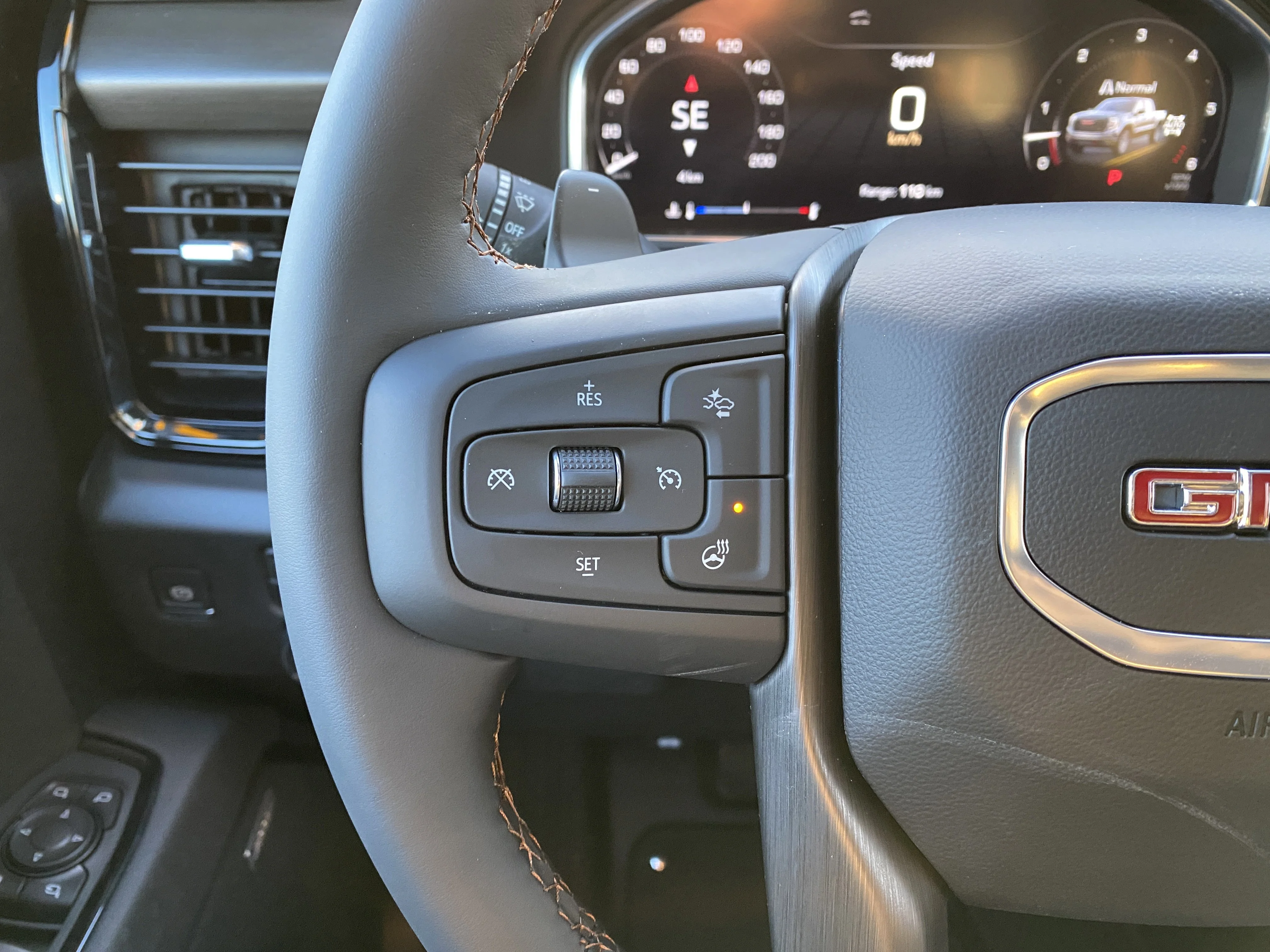 New 2026 ONYX BLACK GMC AT4 image 17
