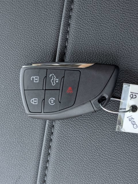 New 2026 Sterling Gray Metallic Chevrolet LT image 30