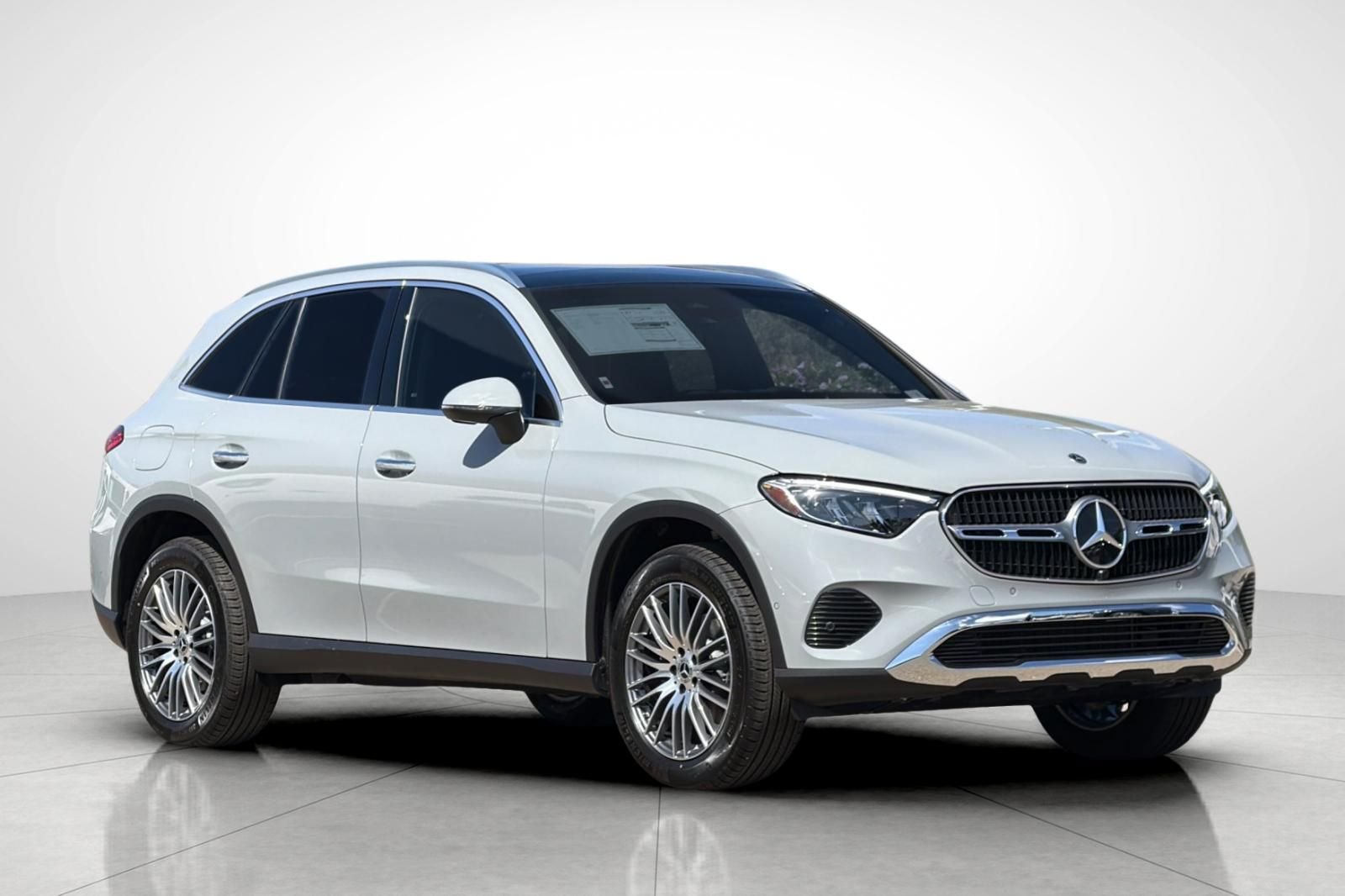 New 2026 MANUFAKTUR Alpine Grey Mercedes-Benz GLC 300 image 31