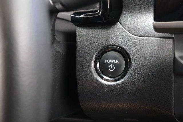 Certified Used 2025 ICE CAP Toyota  image 16