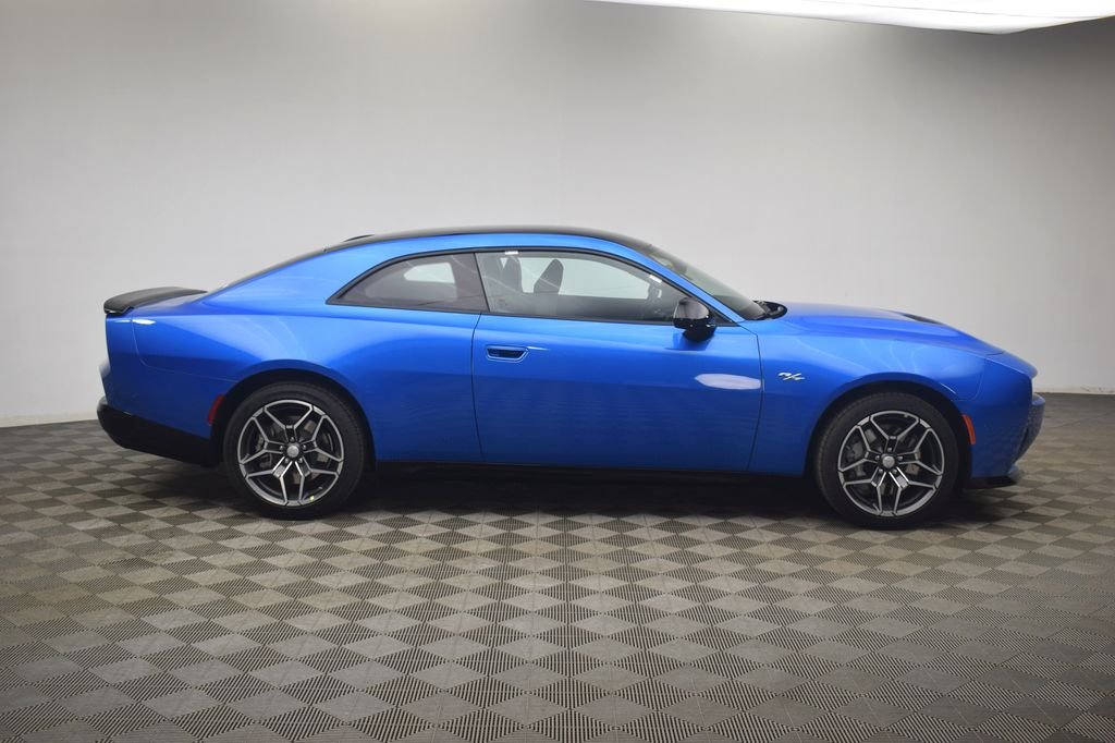 New 2026 Bludicrous Exterior Paint Dodge R/T Plus image 4