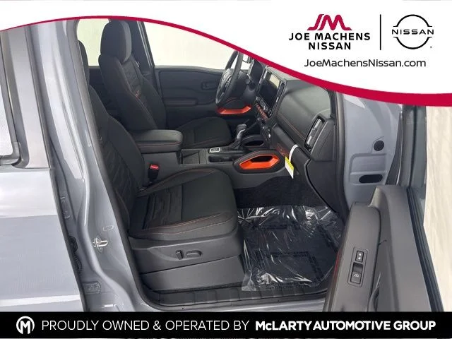 2026 Nissan Frontier PRO-4X - Photo 10