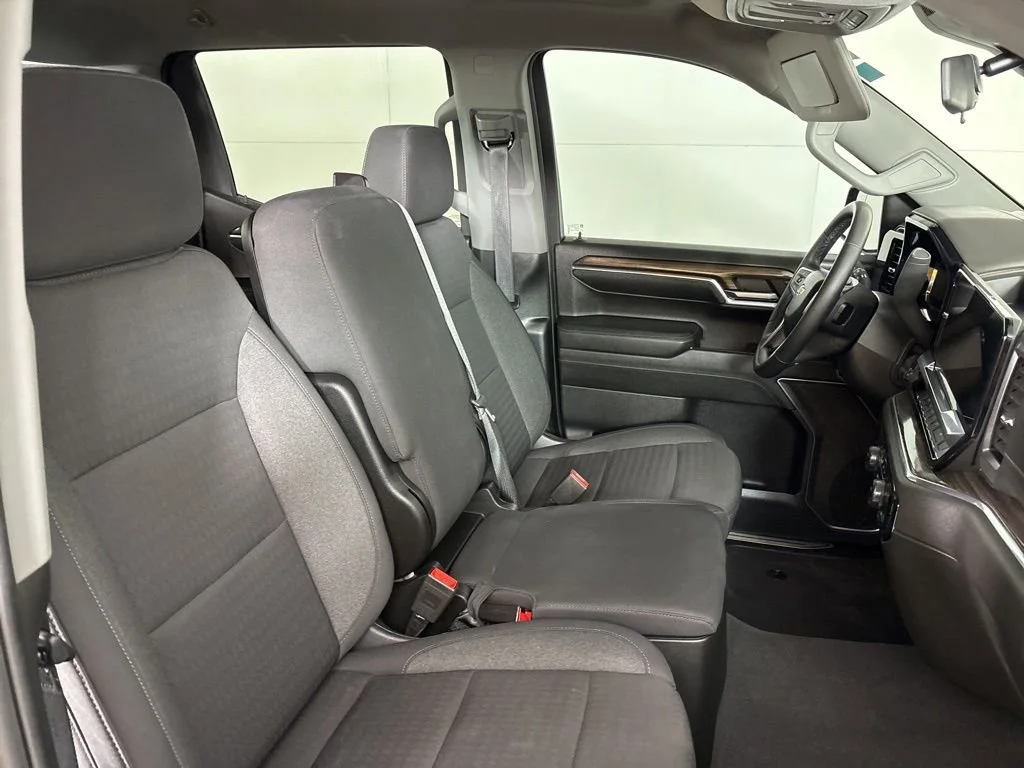 Used 2024 Black Chevrolet LT image 24