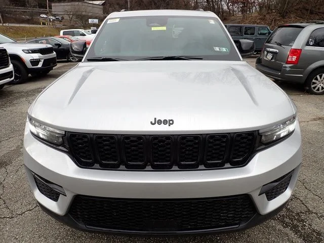 New 2025 Silver Jeep Limited image 10