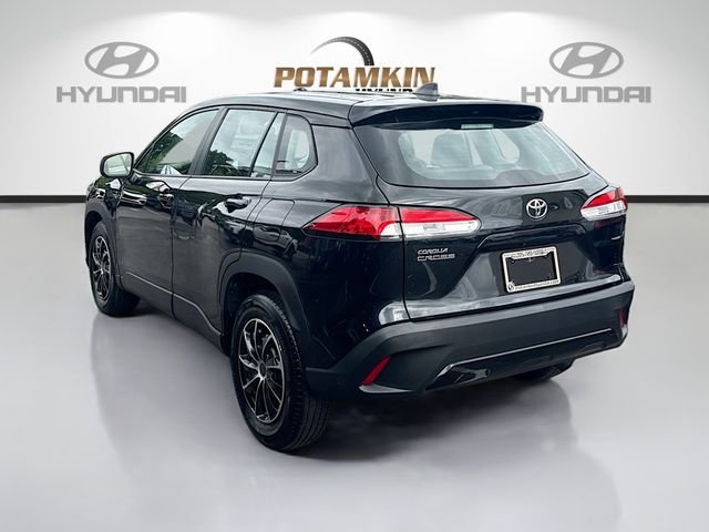 2022 Toyota Corolla Cross L - Photo 7