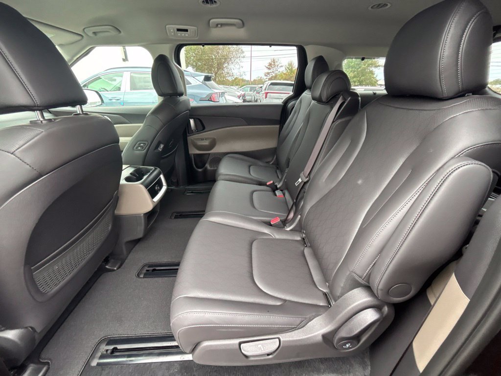 Used 2026  Kia EX image 19