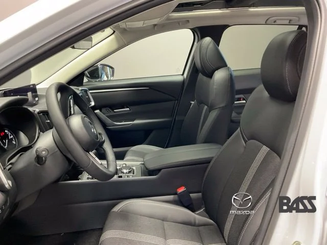 New 2026 Wind Chill Pearl Mazda 2.5 S Preferred AWD image 17