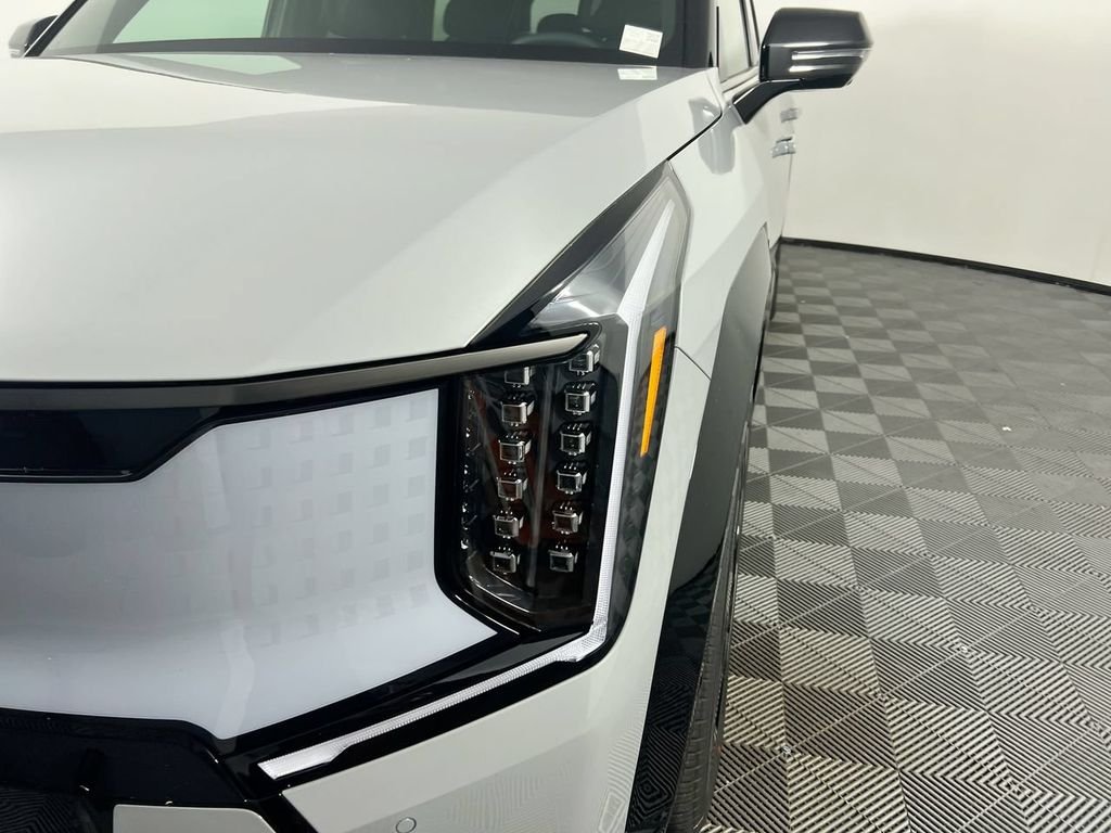 New 2026 Wolf Gray / Black Roof Kia GT-Line AWD image 11