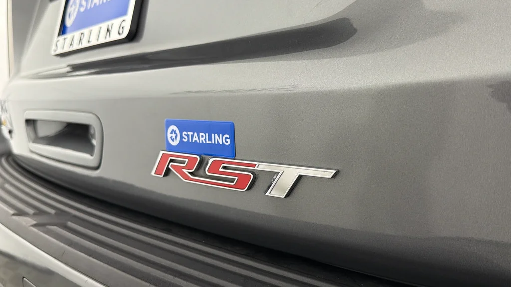 Used 2022 Satin Steel Metallic Chevrolet RST image 42