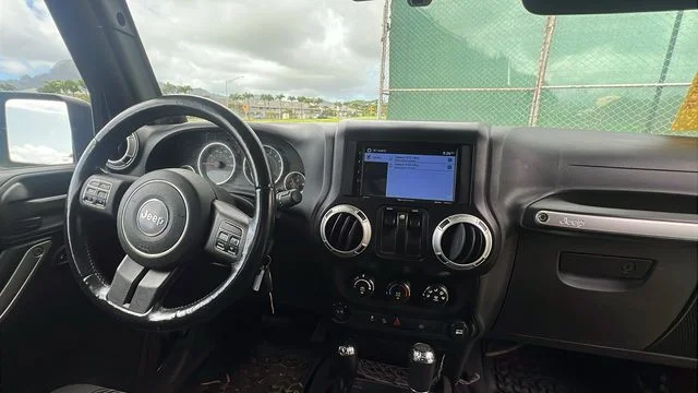 Used 2012 Black Jeep Sahara image 15
