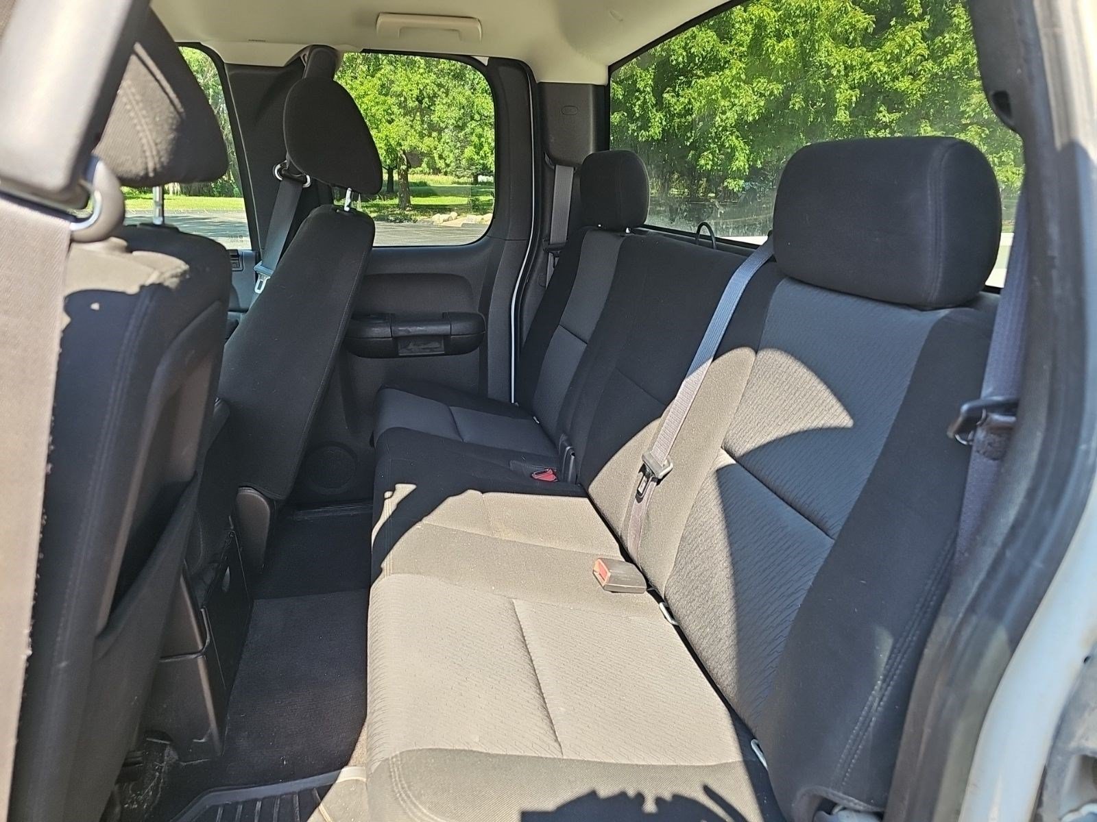 Used 2010 Summit White Chevrolet LT image 14
