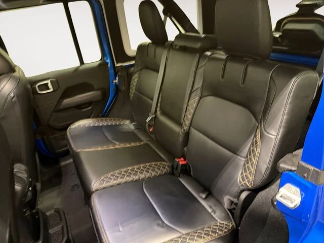 Used 2022 Blue Pearl Jeep Unlimited Sahara 4xe image 13