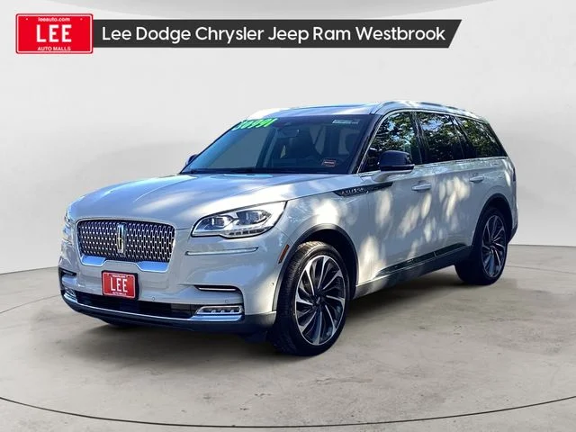 Used 2020 Ceramic Pearl Metallic Tri-Coat Lincoln Reserve image 1