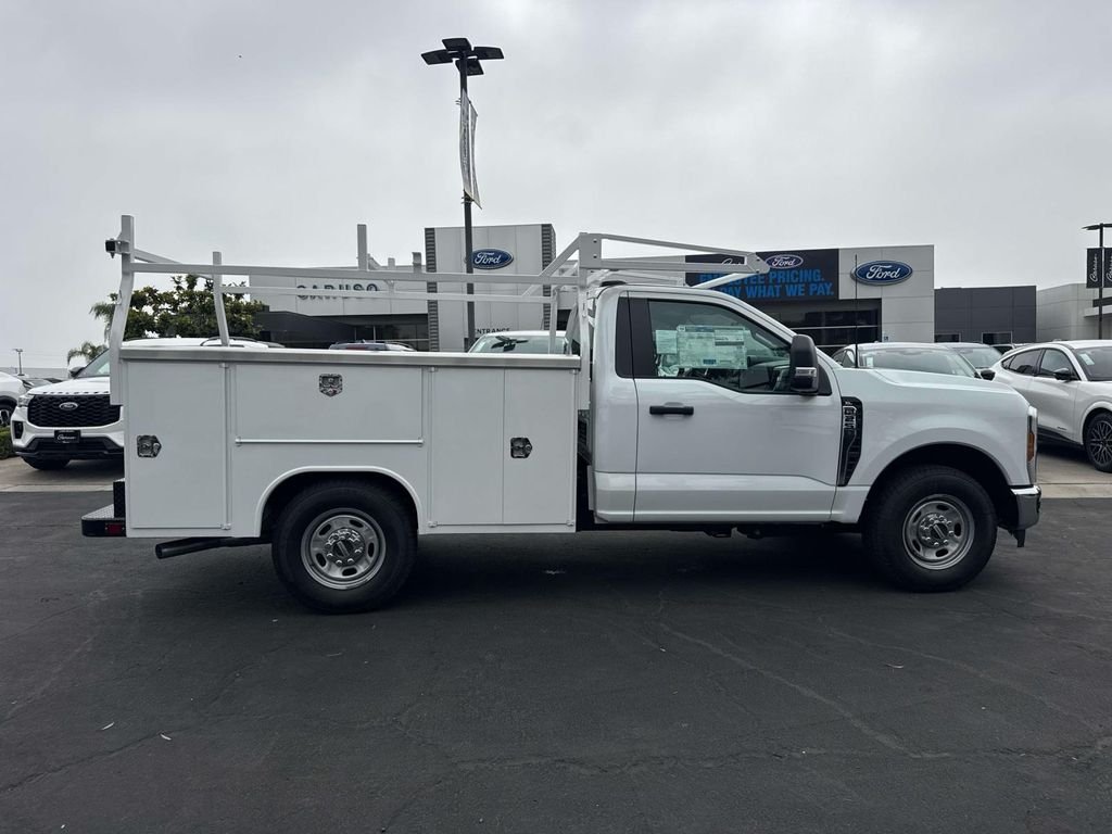 New 2026 Oxford White Ford F-250® XL image 2