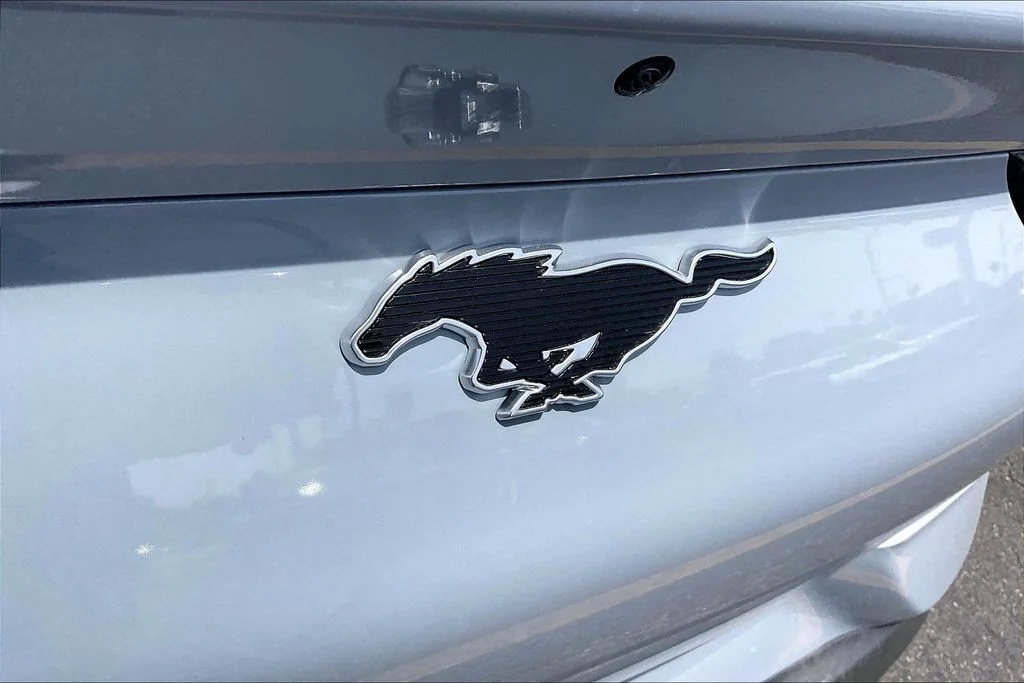 New 2026 Glacier Gray Metallic Tri-coat Ford Select image 32