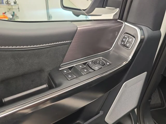 New 2026 Star White Metallic Tri-Coat Ford Platinum® image 42