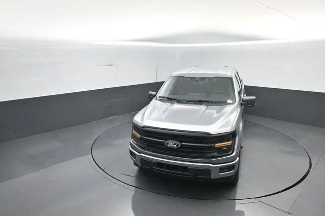 New 2026 Iconic Silver Metallic Ford XLT image 24