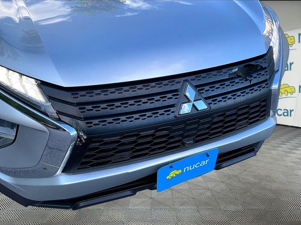 Used 2022 Silver Mitsubishi ES image 32