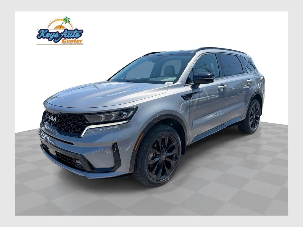 Used 2023 Silver Kia SX image 1