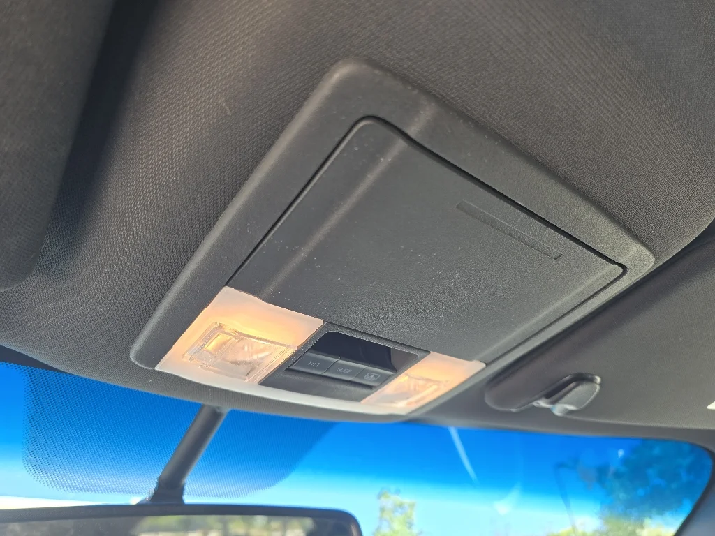 Used 2015 Magnetic Metallic Ford XLT image 22