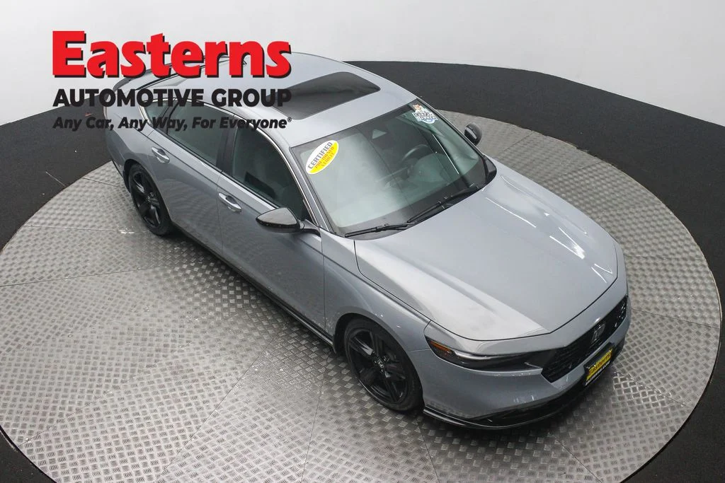 Used 2025 Gray Honda Sport image 3