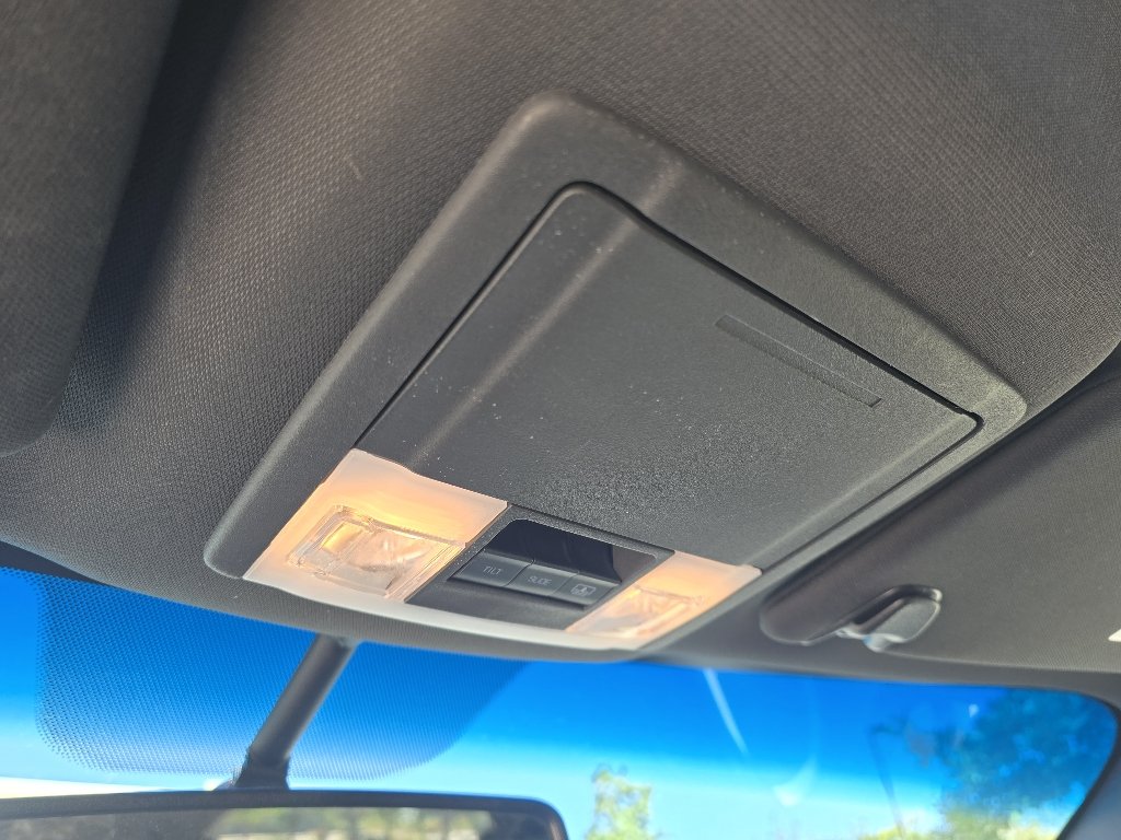 Used 2015 Magnetic Metallic Ford XLT image 22