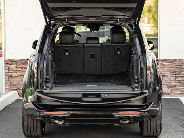 New 2026 Carpathian Grey Land Rover SE image 26