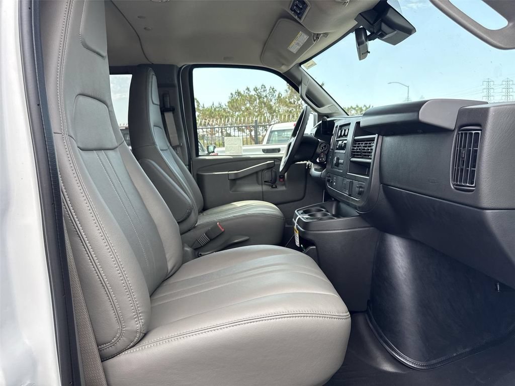New 2026 Summit White Chevrolet LS image 28