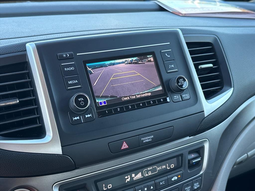 Certified Used 2019 Lunar Silver Metallic Honda RTL image 26